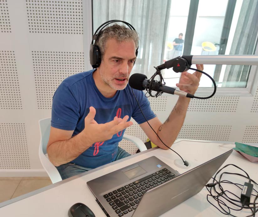 Catto Emmerich en la radio